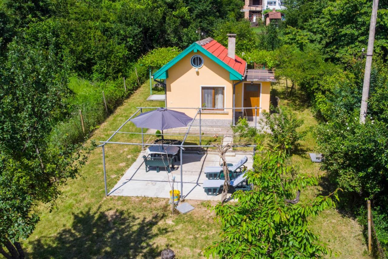 Holiday Home Milkovci Gabrovo Eksteriør bilde